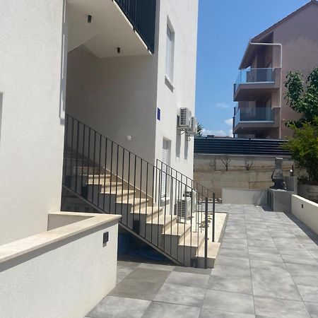 Villa Apartment Joel 特罗吉尔 外观 照片