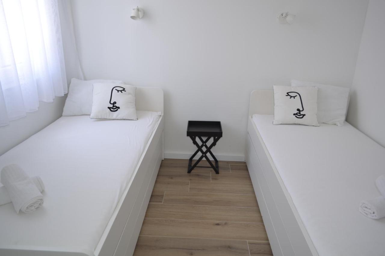 Villa Apartment Joel 特罗吉尔 外观 照片