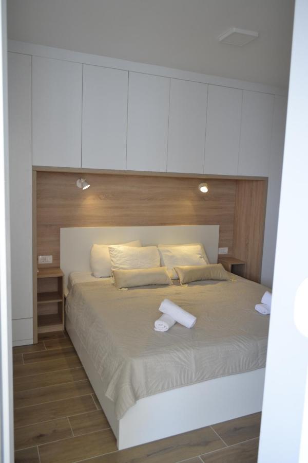 Villa Apartment Joel 特罗吉尔 外观 照片