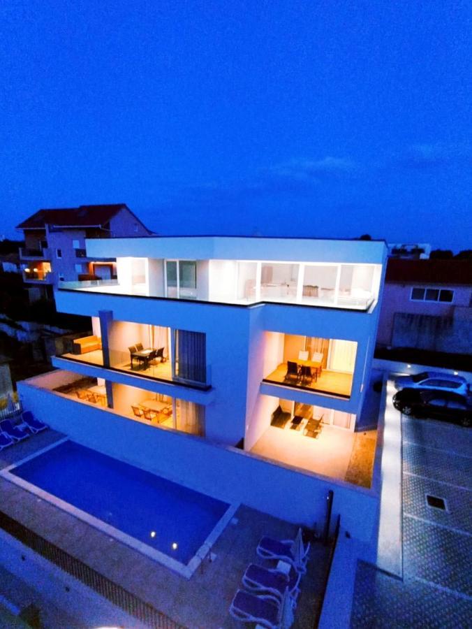 Villa Apartment Joel 特罗吉尔 外观 照片
